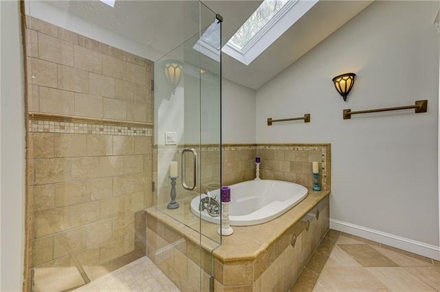 1059 Della Street SE, Marietta, GA 30067