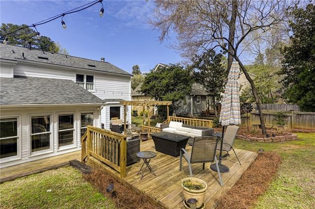 1059 Della Street SE, Marietta, GA 30067