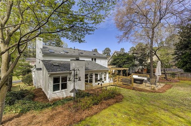 1059 Della Street SE, Marietta, GA 30067