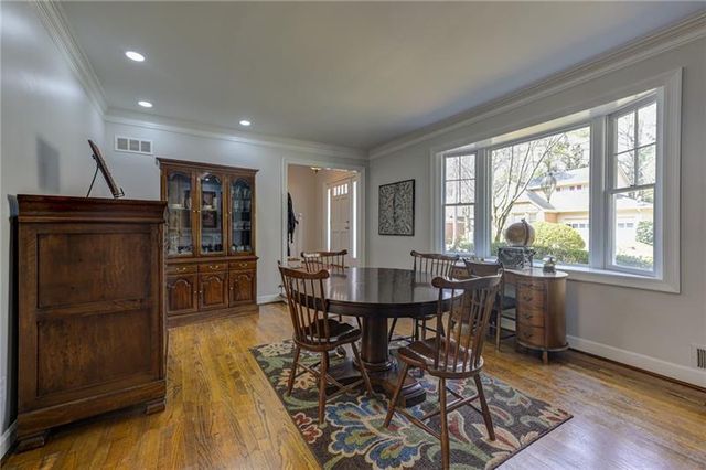 1059 Della Street SE, Marietta, GA 30067