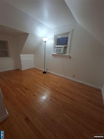596 Broad Avenue, Leonia, NJ 07605
