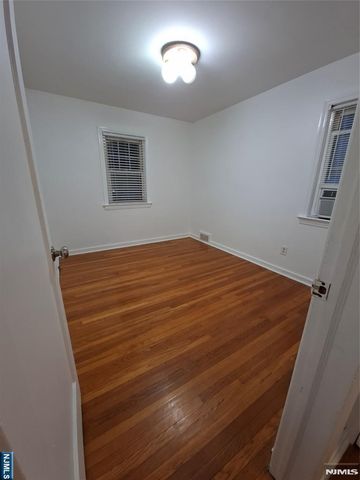 596 Broad Avenue, Leonia, NJ 07605