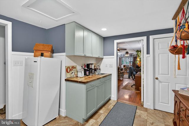 112 N HARRISON ST, Palmyra, PA 17078