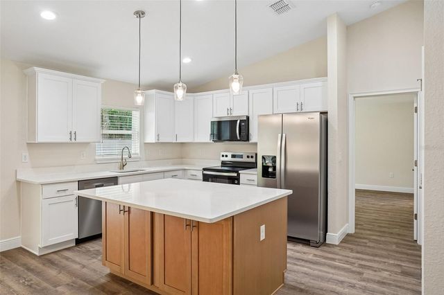 11591 MOCKINGBIRD DRIVE, Dunnellon, FL 34432