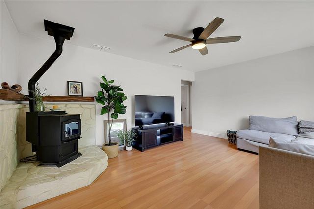 229 W Delano St, Elverta, CA 95626