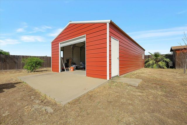 229 W Delano St, Elverta, CA 95626