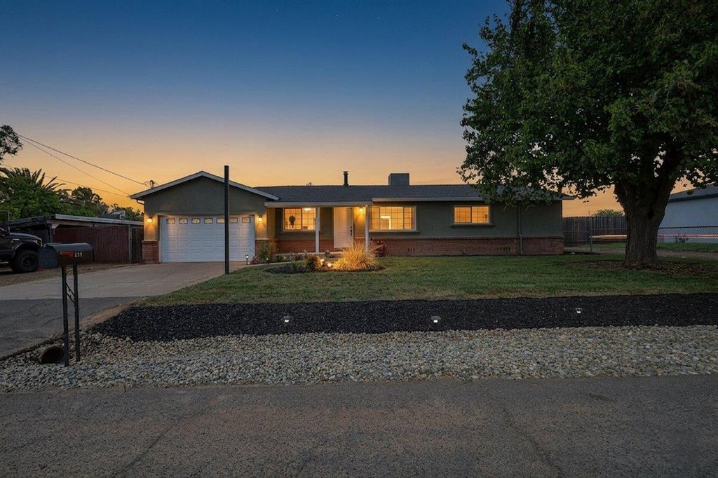 229 W Delano St, Elverta, CA 95626