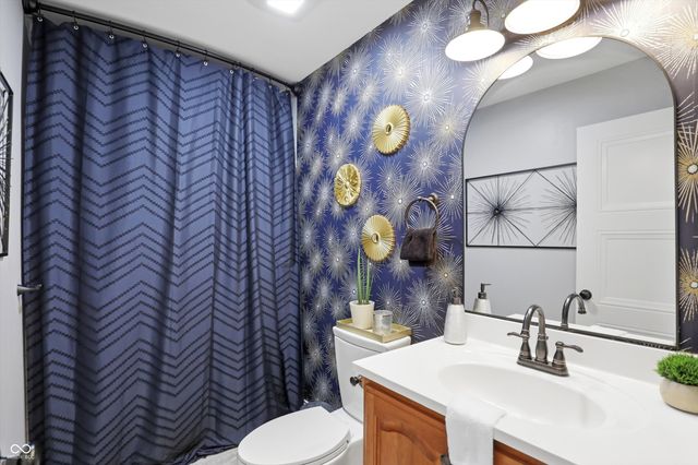 180 Bayshore Drive, Cicero, IN 46034