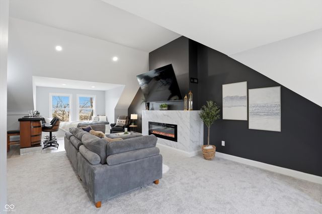 180 Bayshore Drive, Cicero, IN 46034