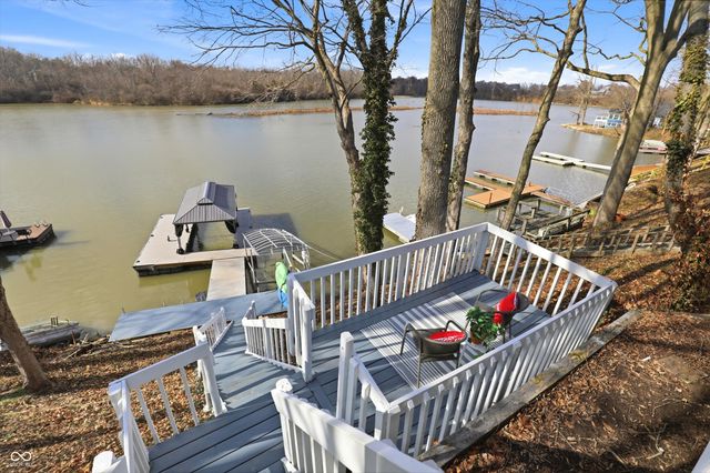 180 Bayshore Drive, Cicero, IN 46034