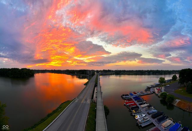 180 Bayshore Drive, Cicero, IN 46034