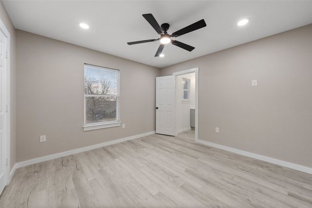 1905 Sanger Avenue, Waco, TX 76707