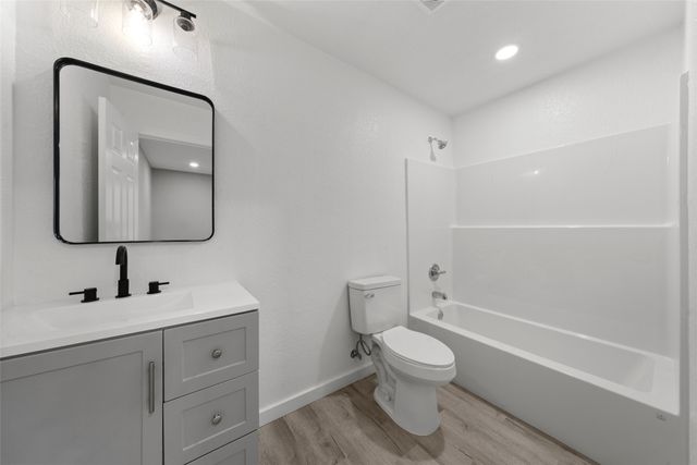 1905 Sanger Avenue, Waco, TX 76707