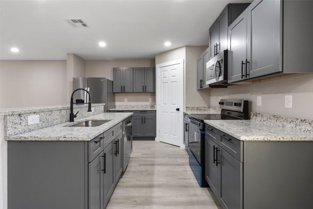 1905 Sanger Avenue, Waco, TX 76707