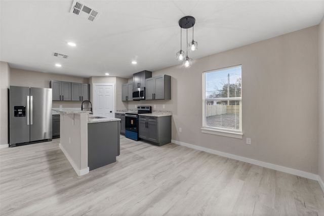 1905 Sanger Avenue, Waco, TX 76707