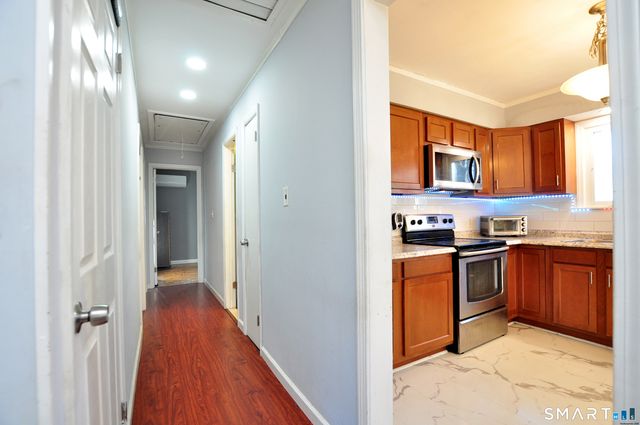 8 Cornfield Road, Waterbury, CT 06704