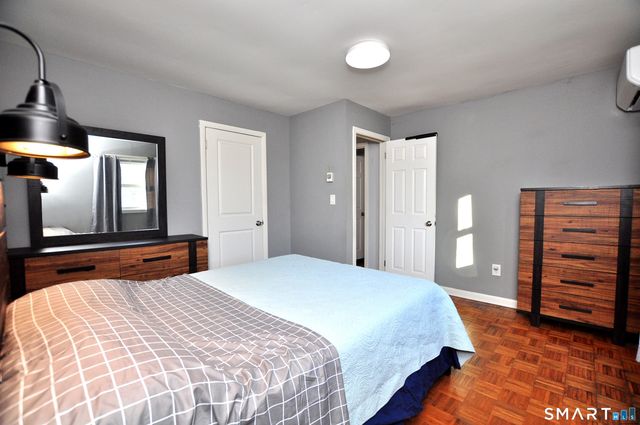 8 Cornfield Road, Waterbury, CT 06704