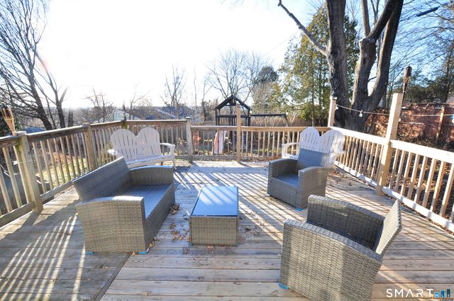 8 Cornfield Road, Waterbury, CT 06704