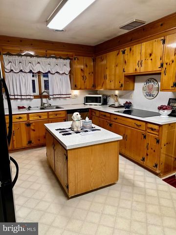 466 PANGBORN BLVD, Hagerstown, MD 21742