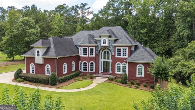 110 Aston Hall, Macon, GA 31210