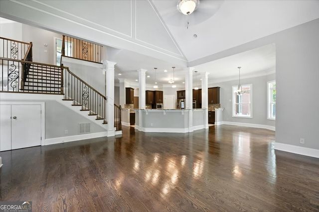 110 Aston Hall, Macon, GA 31210