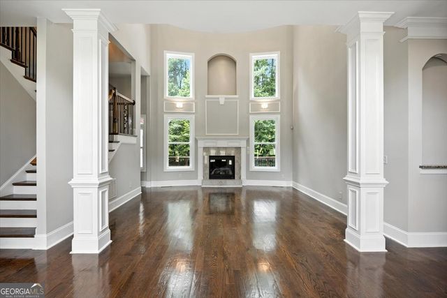 110 Aston Hall, Macon, GA 31210