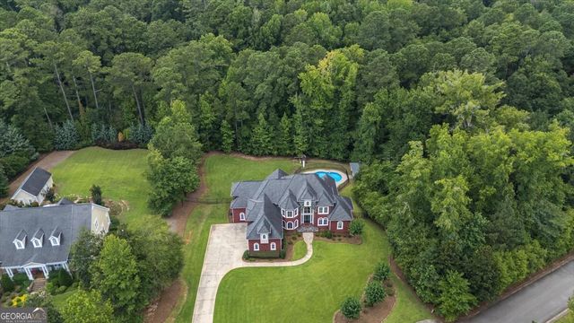 110 Aston Hall, Macon, GA 31210