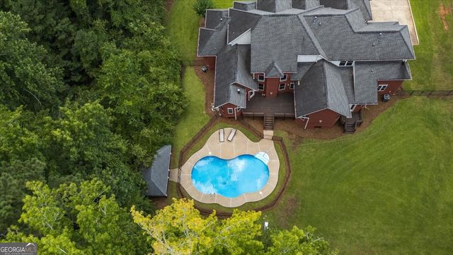 110 Aston Hall, Macon, GA 31210