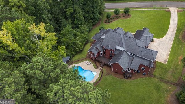 110 Aston Hall, Macon, GA 31210