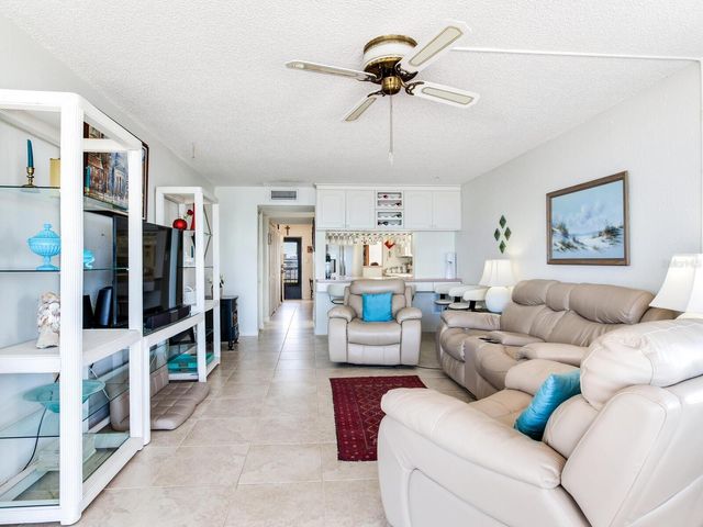 19450 GULF BOULEVARD 701, Indian Shores, FL 33785