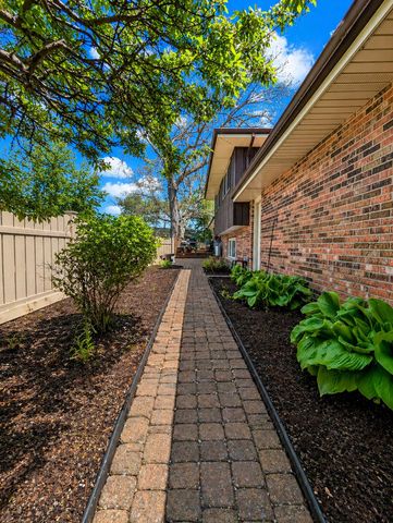 5540 129th Street, Crestwood, IL 60418