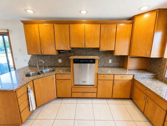 5540 129th Street, Crestwood, IL 60418