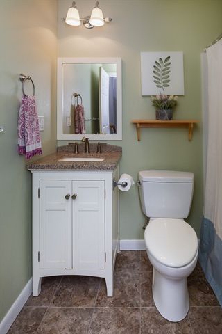 9 Adam Street 11, Easton, MA 02375