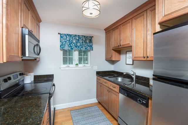 9 Adam Street 11, Easton, MA 02375
