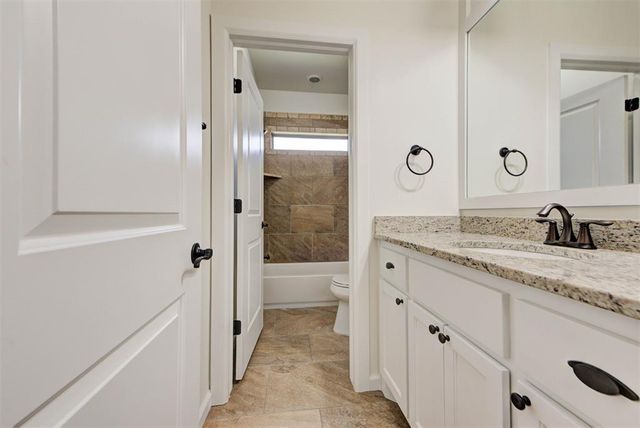 3530 Rivers Edge Court, Newcastle, OK 73065