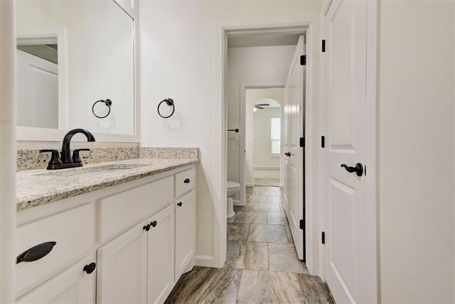 3530 Rivers Edge Court, Newcastle, OK 73065