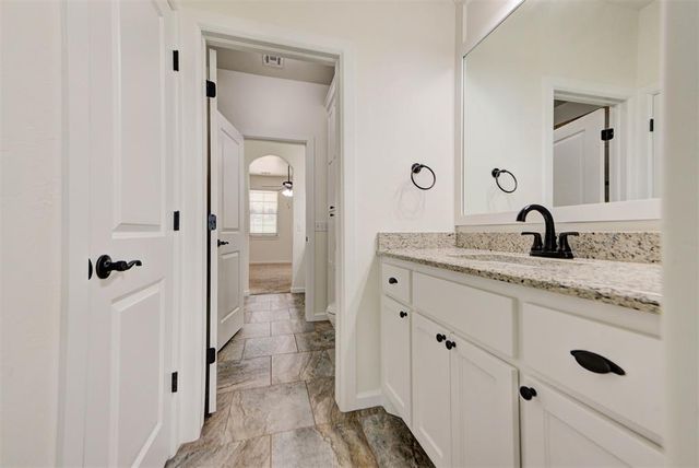 3530 Rivers Edge Court, Newcastle, OK 73065