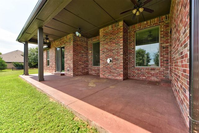 3530 Rivers Edge Court, Newcastle, OK 73065