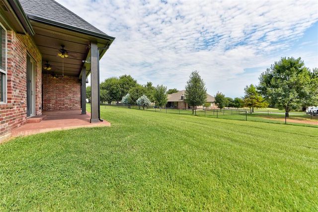 3530 Rivers Edge Court, Newcastle, OK 73065