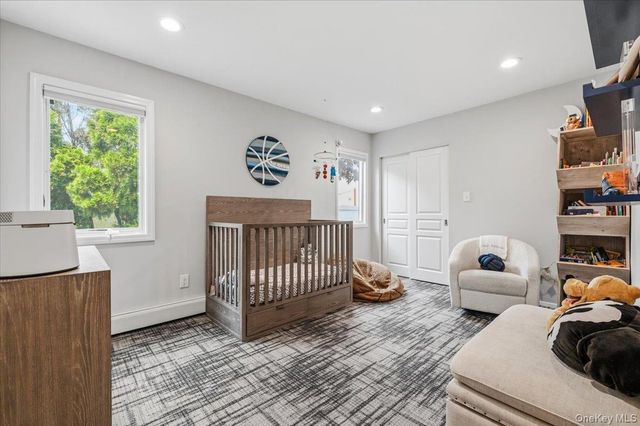 83 Joyce Lane, Woodbury, NY 11797