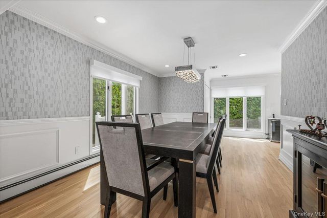 83 Joyce Lane, Woodbury, NY 11797