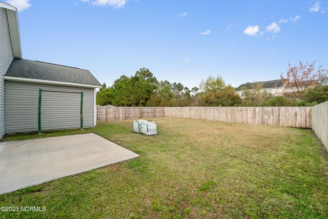 4008 W T Whitehead Drive, Jacksonville, NC 28546