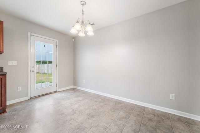 4008 W T Whitehead Drive, Jacksonville, NC 28546