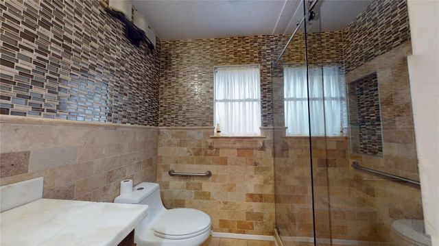 10835 Cayman Mist Drive, Houston, TX 77075