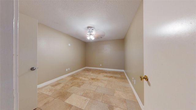 10835 Cayman Mist Drive, Houston, TX 77075