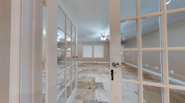 10835 Cayman Mist Drive, Houston, TX 77075