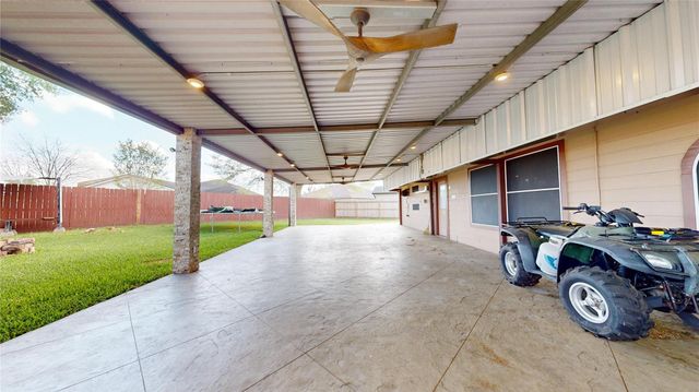 10835 Cayman Mist Drive, Houston, TX 77075