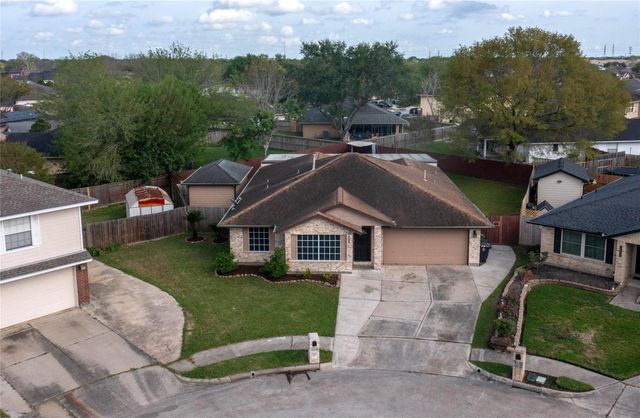 10835 Cayman Mist Drive, Houston, TX 77075