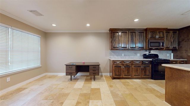 10835 Cayman Mist Drive, Houston, TX 77075