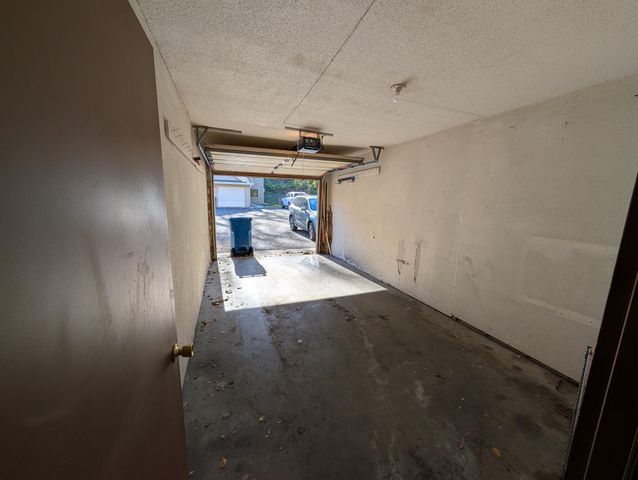 1585 Cohansey Street 104, Saint Paul, MN 55117